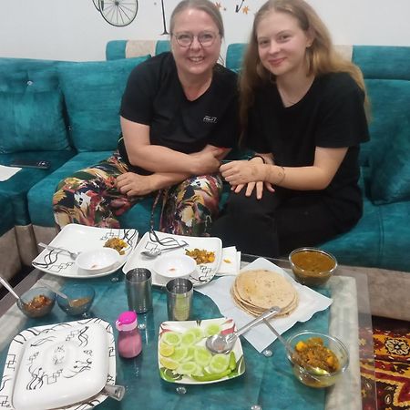 Travelodge Homestay Бір Екстер'єр фото