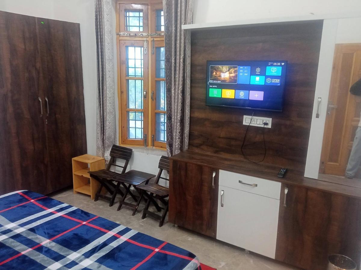 Travelodge Homestay Бір Екстер'єр фото
