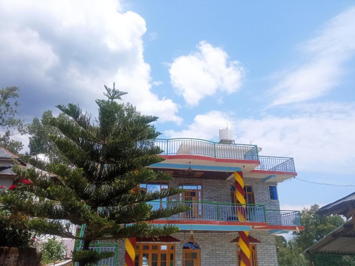 Travelodge Homestay Бір Екстер'єр фото